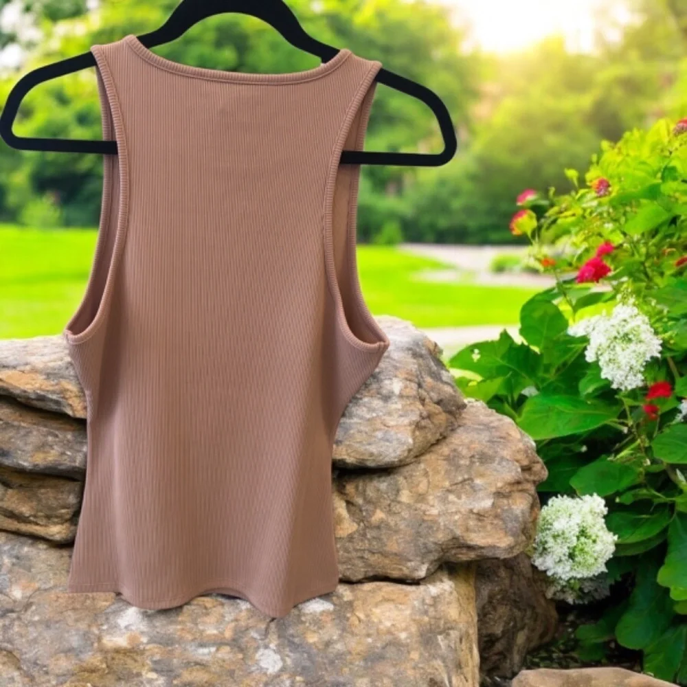 WHBM Forme Ribbed Stretch Tank - Picture 4 of 12
